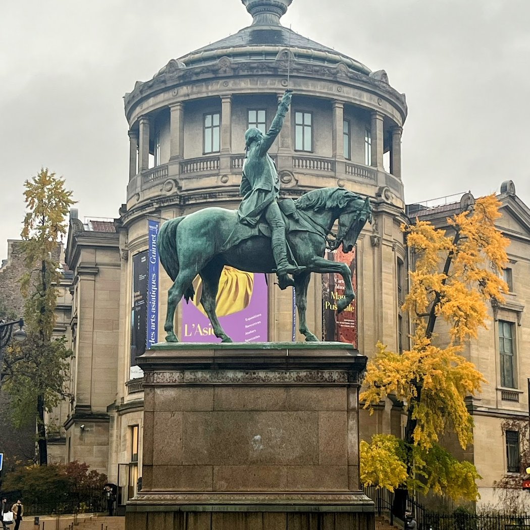 Equestrian statue of George Washington 3